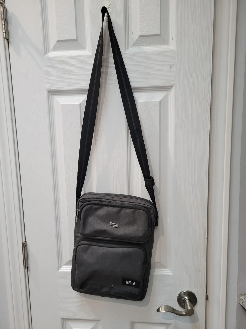 solo Gray Men's Small Laptop Crossbody Shoulder Bag